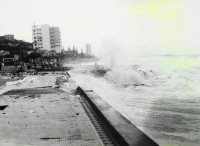 /album/a-nossa-cidade-ontem/praia-da-avenida-1966-jpg/